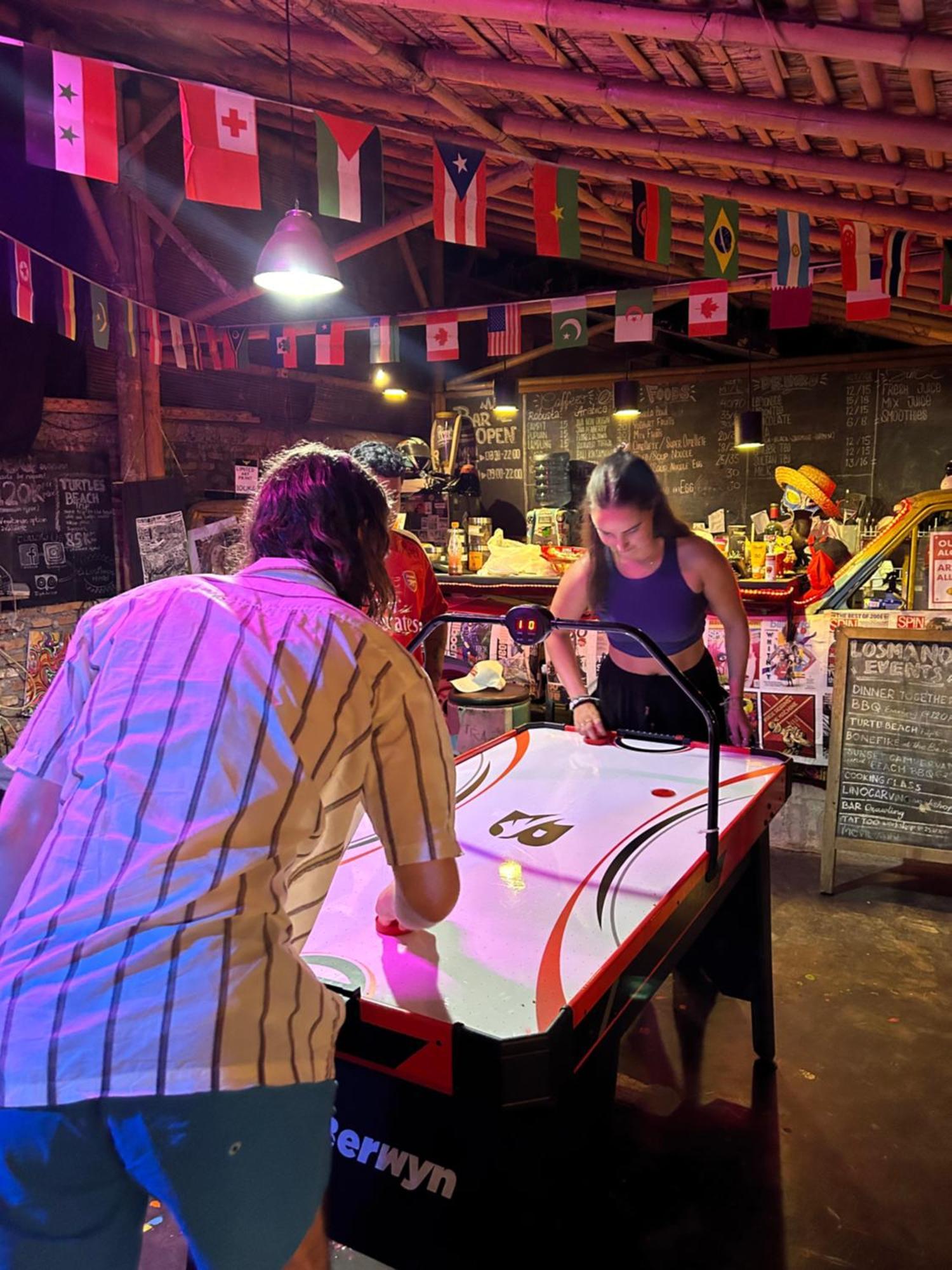 Losmanos Hostel يوغياكارتا المظهر الخارجي الصورة
