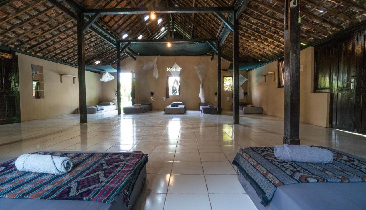 Losmanos Hostel يوغياكارتا المظهر الخارجي الصورة